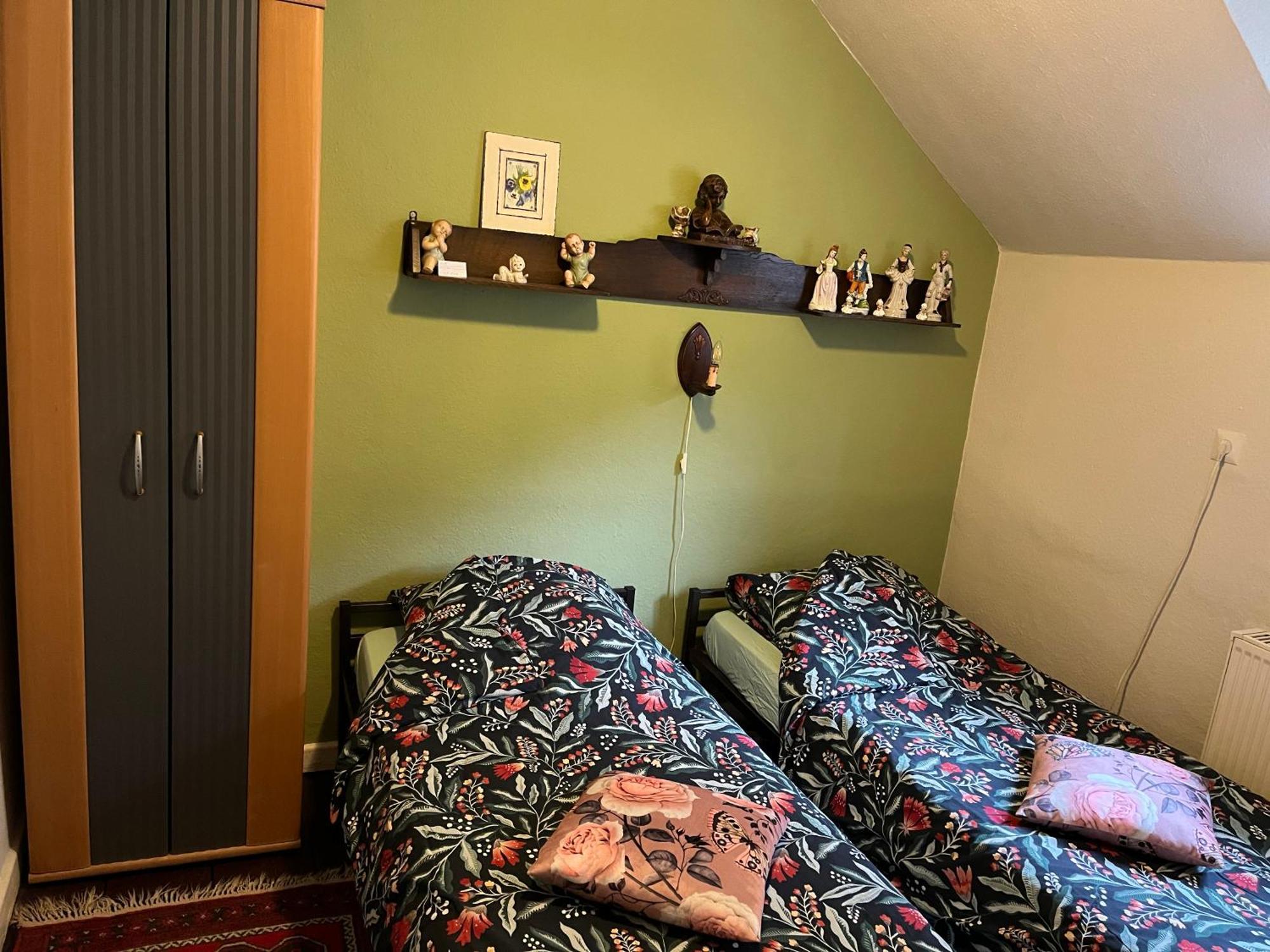 Hermina Klotten Buitenkant foto